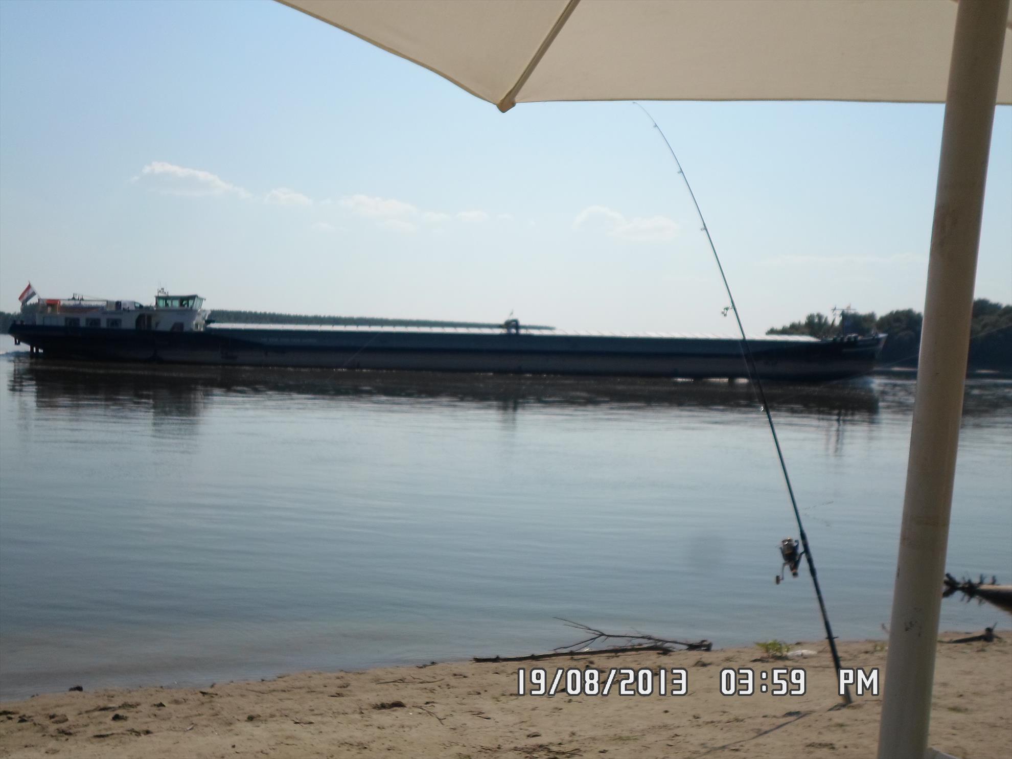 pescuit pe dunare - sam0044.JPG